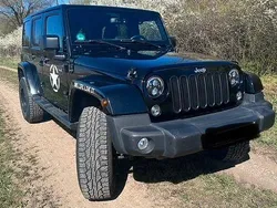 Schwarz Gebraucht 2015 Jeep Wrangler Sahara SUV | 31.300 € (Fairer Preis)