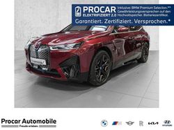 Rot Gebraucht 2023 BMW iX SUV | 68.490 € (Guter Preis)