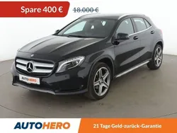 Schwarz Gebraucht 2015 Mercedes GLA200 AMG line SUV | 17.600 € (Fairer Preis)