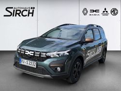 Grün Gebraucht 2025 Dacia Jogger Extreme Van / Kleinbus | 24.400 € (Teuer)