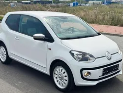 Weiß Gebraucht 2012 VW up! Edition Kleinwagen | 4.200 € (Etwas zu teuer)