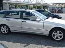 Silber Gebraucht 2007 Mercedes C200 Classic Kombi | 3.000 € (Guter Preis)