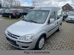 Silber Gebraucht 2006 Opel Combo Edition Van / Kleinbus | 4.700 € (Teuer)