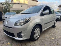 Platingrau Gebraucht 2009 Renault Twingo Dynamique Kleinwagen | 2.980 € (Etwas zu teuer)