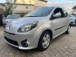 Platingrau Gebraucht 2009 Renault Twingo Dynamique Kleinwagen | 2.400 € (Fairer Preis)