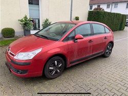 Rot Gebraucht 2006 Citroën C4 Advance Limousine | 650 € (Fairer Preis)
