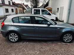 Grau Gebraucht 2010 BMW 116 Kleinwagen | 2.400 € (Superpreis)