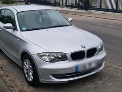Silber Gebraucht 2007 BMW 118 Kleinwagen | 2.200 € (Guter Preis)