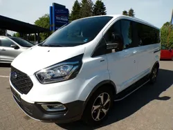 Weiß Gebraucht 2022 Ford Tourneo Custom Active Van / Kleinbus | 39.990 €