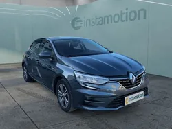 Grau Gebraucht 2022 Renault Mégane GrandTour Intens Kombi | 19.994 € (Fairer Preis)
