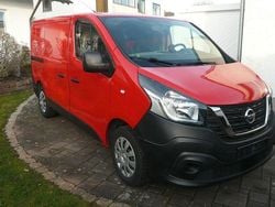 Rot Gebraucht 2017 Nissan NV300 Van | 9.850 €