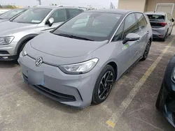 Mondsteingrau Gebraucht 2024 VW ID.3 Pro Kleinwagen | 29.700 € (Fairer Preis)