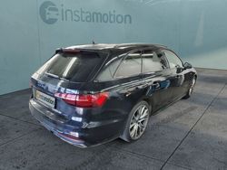 Schwarz Gebraucht 2022 Audi A4 Competition Kombi | 33.550 € (Fairer Preis)