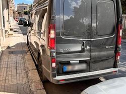 Schwarz Gebraucht 2022 Renault Trafic Van / Kleinbus | 10.500 € (Guter Preis)