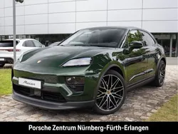 Oakgrünmetallic neo Gebraucht 2024 Porsche Macan SUV | 99.990 €