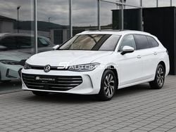 Weiß Gebraucht 2024 VW Passat Business Kombi | 35.900 € (Teuer)