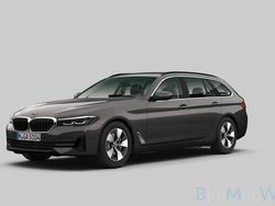 Sophistograu brillanteffekta9 Gebraucht 2022 BMW 520 Kombi | 30.999 € (Guter Preis)