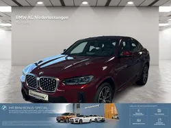 Rot Gebraucht 2024 BMW X4 Efficient Dynamics SUV | 52.995 € (Fairer Preis)