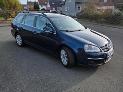Blau Gebraucht 2009 VW Golf VI Kleinwagen | 5.800 €