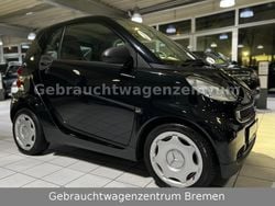 Schwarz Gebraucht 2009 Smart ForTwo Coupé Coupé | 2.990 € (Fairer Preis)