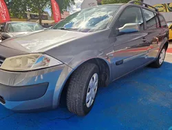 Grau Gebraucht 2005 Renault Mégane II Kombi | 1.990 € (Teuer)