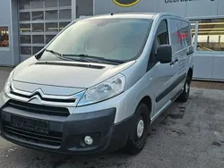 Grau Gebraucht 2016 Citroën Jumpy Van / Kleinbus | 5.790 €