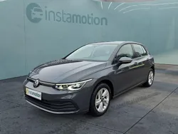 Grau Gebraucht 2022 VW Golf VIII Kleinwagen | 23.399 € (Guter Preis)