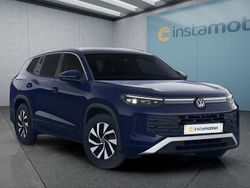 Violett Gebraucht 2025 VW Tayron SUV | 40.899 € (Guter Preis)