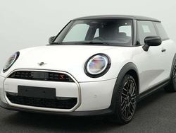 Weiß Gebraucht 2024 Mini Cooper S Favoured Kleinwagen | 27.683 € (Superpreis)