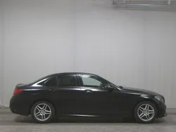 Schwarz Gebraucht 2020 Mercedes C220 AMG line Limousine | 24.480 € (Fairer Preis)