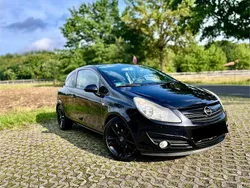 Schwarz Gebraucht 2011 Opel Corsa Limousine | 3.250 € (Guter Preis)
