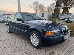Blau Gebraucht 1997 BMW 318 Limousine | 4.650 € (Guter Preis)