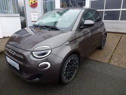 Grau Gebraucht 2021 Fiat 500e Icon Limousine | 15.950 € (Guter Preis)