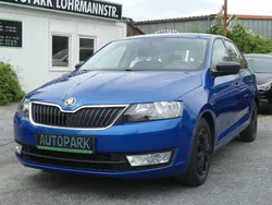 Raceblau metallic Gebraucht 2014 Skoda Rapid Active Kombi | 7.700 € (Fairer Preis)