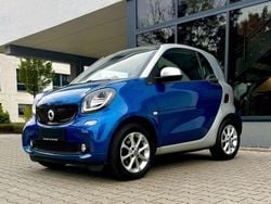 Blau Gebraucht 2017 Smart ForTwo Coupé Passion Kleinwagen | 13.300 € (Fairer Preis)
