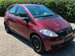 Rot Gebraucht 2006 Mercedes A160 Limousine | 950 € (Guter Preis)