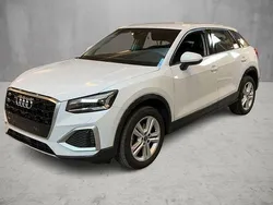 Gletscherweiss (metallic) Gebraucht 2023 Audi Q2 Advanced Plus SUV | 26.990 € (Fairer Preis)