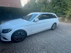Weiß Gebraucht 2015 Mercedes C200 Kombi | 10.500 €