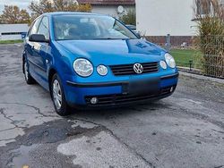 Blau Gebraucht 2003 VW Polo Kleinwagen | 950 € (Fairer Preis)