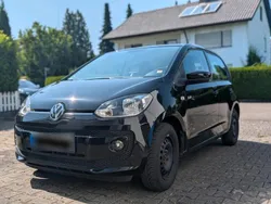 Schwarz Gebraucht 2015 VW up! Cup Kleinwagen | 7.799 € (Etwas zu teuer)