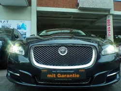 Grau Gebraucht 2013 Jaguar XJ Premium Luxury Limousine | 14.900 €