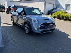 Grau Gebraucht 2017 Mini Cooper S Kleinwagen | 15.600 € (Fairer Preis)