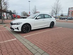 Weiß Gebraucht 2020 BMW 320 Sport Line Limousine | 30.000 € (Fairer Preis)