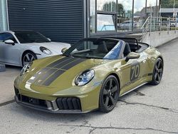 Grün Neu 2025 Porsche 992 Limousine | 265.000 €