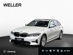 Weiss Gebraucht 2021 BMW 330 Shadowline Kombi | 32.990 € (Fairer Preis)