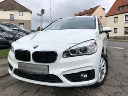 Weiß Gebraucht 2015 BMW 214 Gran Tourer Van / Kleinbus | 9.499 €