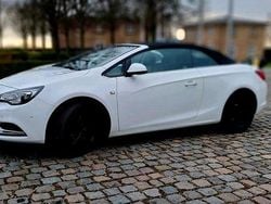 Weiß Gebraucht 2017 Opel Cascada Cabrio | 13.700 € (Fairer Preis)