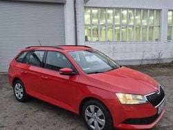 Rot Gebraucht 2019 Skoda Fabia Kleinwagen | 10.000 € (Guter Preis)
