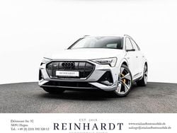 Florettsilber metallic Gebraucht 2022 Audi e-tron Sportback S-Line SUV | 36.930 €