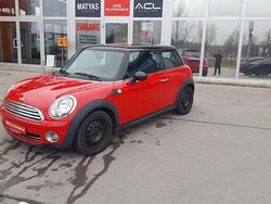 Rot Gebraucht 2009 Mini Cooper Kleinwagen | 3.990 € (Fairer Preis)